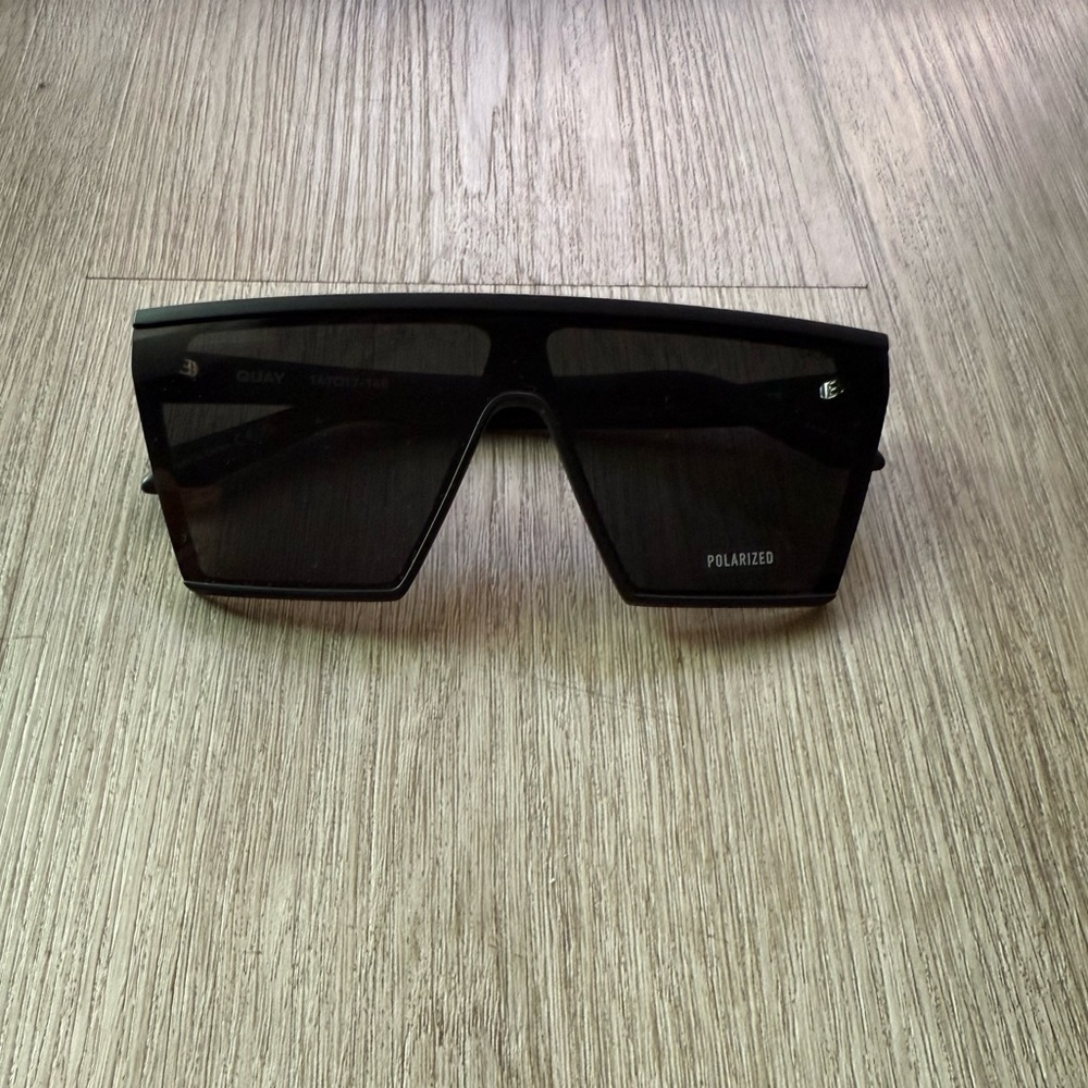 quay australia spotlight black rimless oversized shield polarized sunglasses NEW